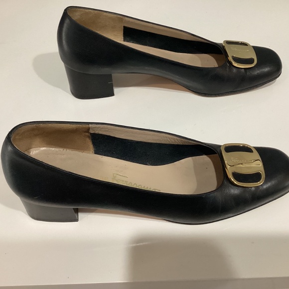 Vintage Salvatore Ferragamo Size 8 AAA Black - Picture 6 of 10